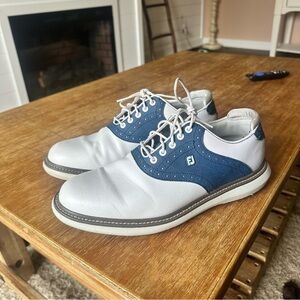 FootJoy Traditions Golf Shoes